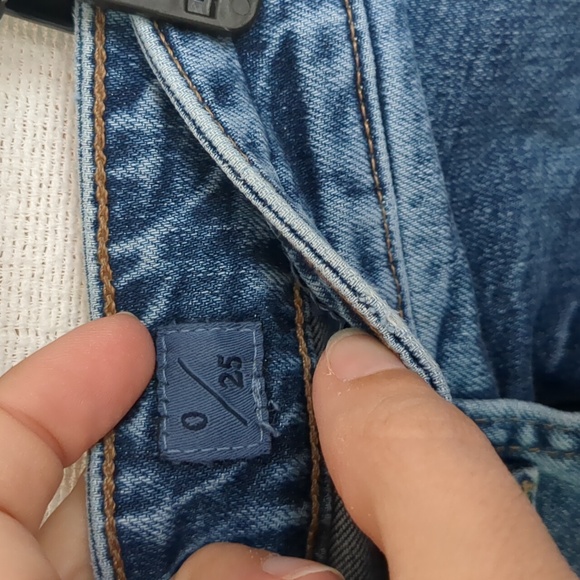 Lucky Brand Pins Aztec High Rise cropped embroidered Jeans Size 25 - Picture 4 of 12